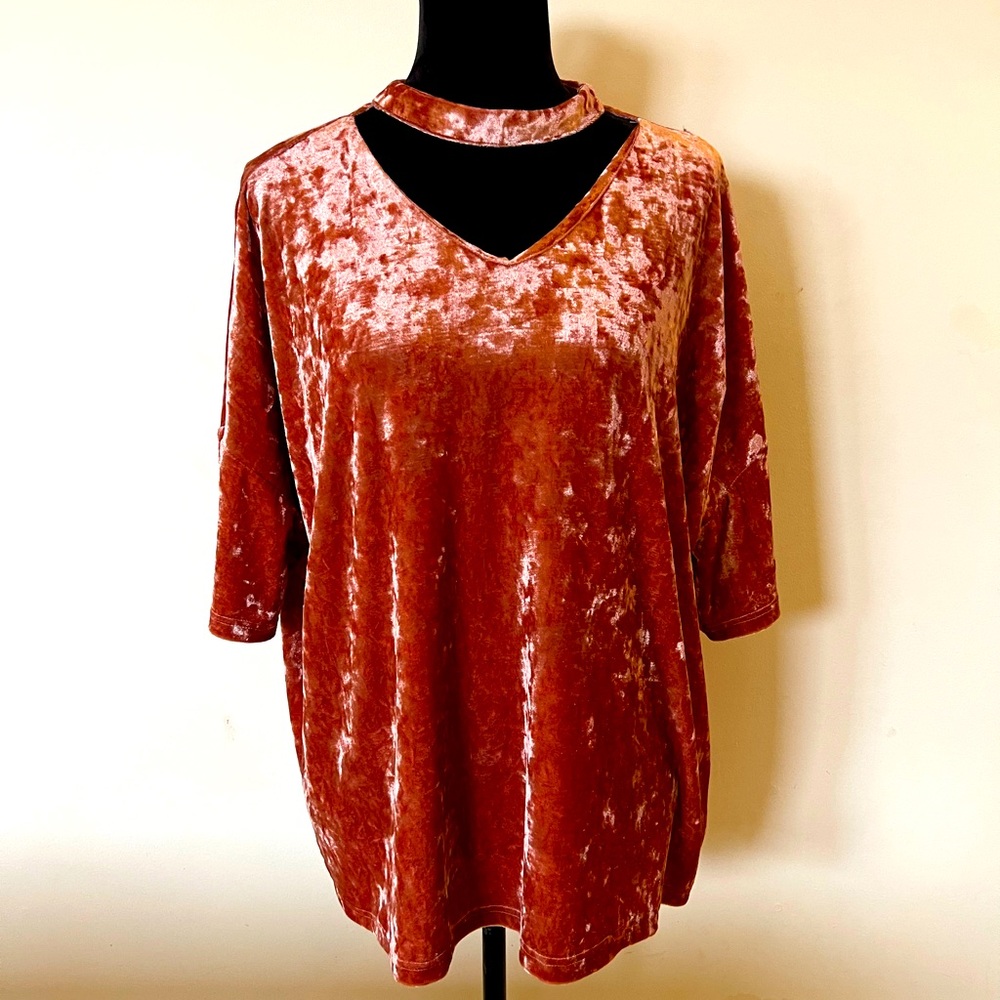 Listicle Oversized Pink Velour Tee
